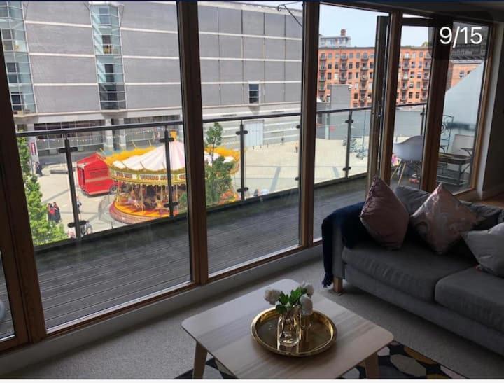Cartier House At The Leeds Dockアパートメント エクステリア 写真